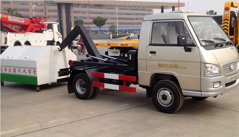 小型勾臂垃圾车 小型勾臂垃圾车